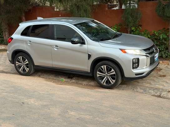 Outlander sport 2020 image 10