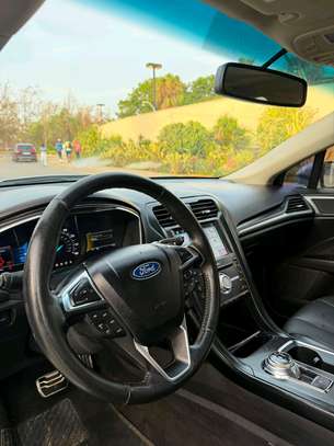 Ford fusion 2018 image 4