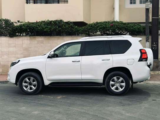 Toyota Prado 2013 image 6