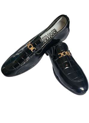 Chaussures homme et garçon image 4