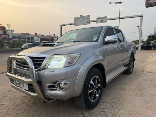 TOYOTA HILUX 2015 image 3