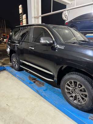 Toyota Land Cruiser 2019 image 5