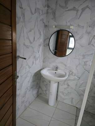 Bel appartement F3 a louer a Mamelles image 6