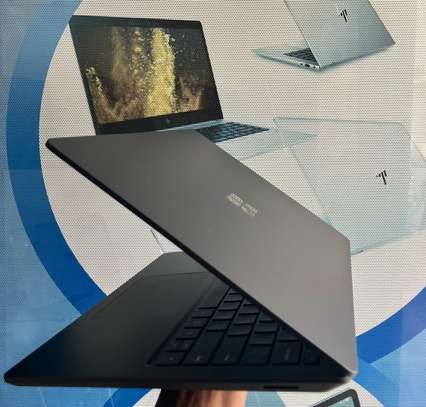 Microsoft Surface laptop 3 image 4