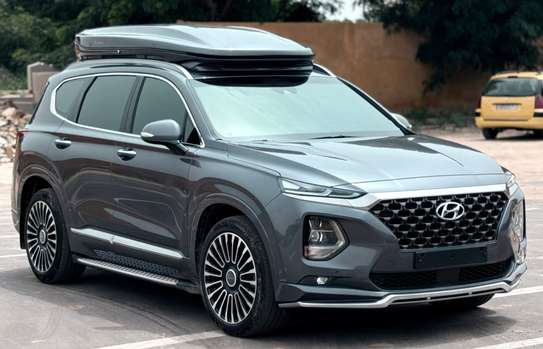 Hyundai Santa Fe Prestige 2020 – Full Options image 3