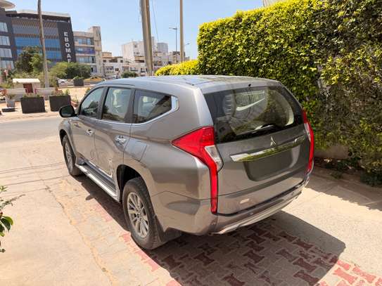 Mitsubishi pajero _2019 image 5