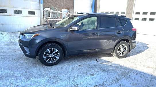 Toyota rav4 Hybride image 5