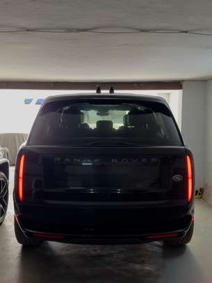 Range Rover P400 2023 (Prix légèrement négociable) image 3