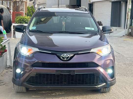 Toyota Rav4 image 3