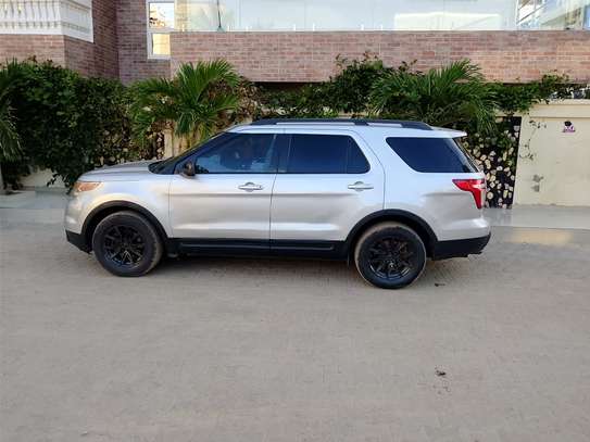 Ford explorer 7 places image 6