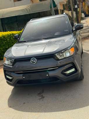 Ssangyong Tivoli 2018 image 4