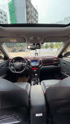 SsangYong Tivoli Air 2016 image 4