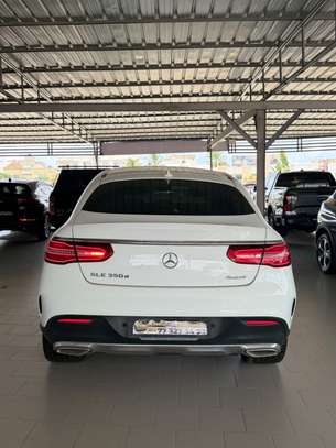 MERCEDESGLE 350D Année : 2018 image 2