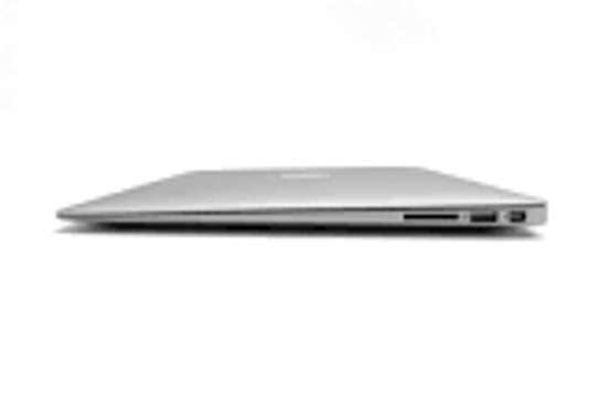 MACBOOK AIR image 5