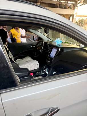 HYUNDAI SANTAFE 2014 image 11
