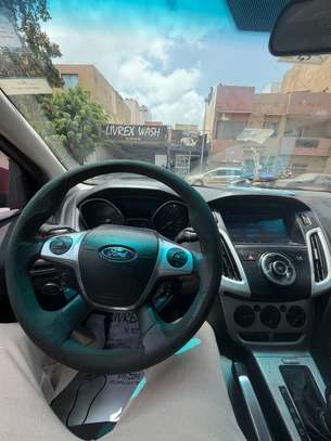 Ford focus image 9
