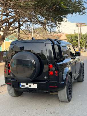 Land Rover défender  2022 image 6