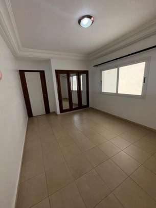 Appartement F4 à  louer au Point E image 10