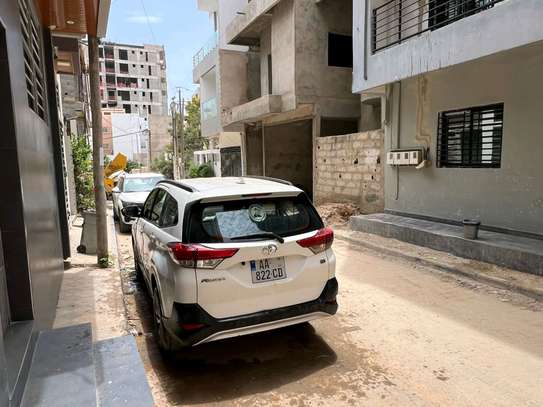 Location Toyota Yaris 7 places image 3