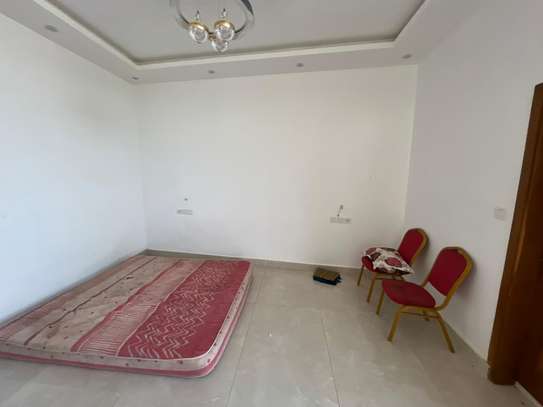 Appartement F3 à louer aux Almadies image 5