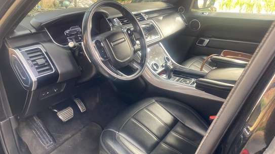 RANGE ROVER SPORT image 2
