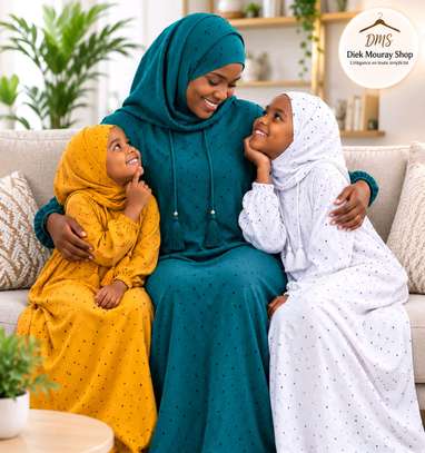 Robe double capuche pour fille et femme image 2
