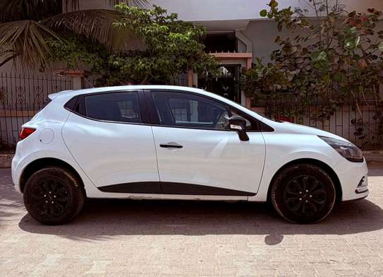 Renault clio 4 2019 muté il ya 4 mois image 7