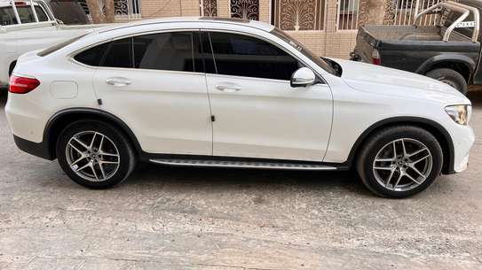 Mercedes BENS GLC 220d 2018 image 12