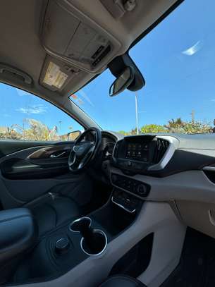 Location GMC Terrain image 7