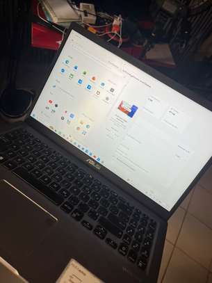 Ordinateur Portable ASUS CORE i3 à vendre image 5