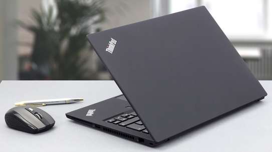 Lenovo Thinkpad T14 Gen2 Corei7 512ssd Ram16 image 2