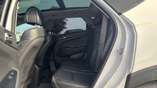 HYUNDAI TUCSON VENANT image 9
