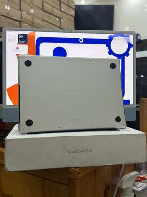 MacBook Pro M5 Pro 14 Pouces (2026) image 2