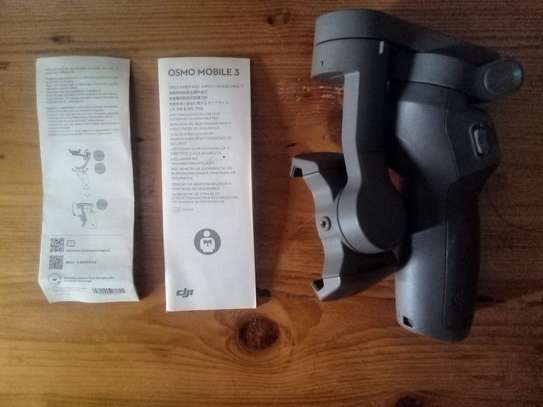 Stabilisateur de Smartphone DJI Osmo Mobile 3 image 3
