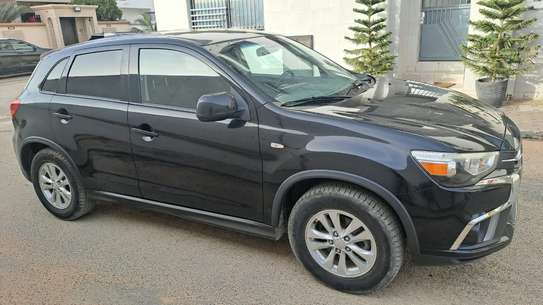 Mitsubishi Rvr 2019 super clean image 5