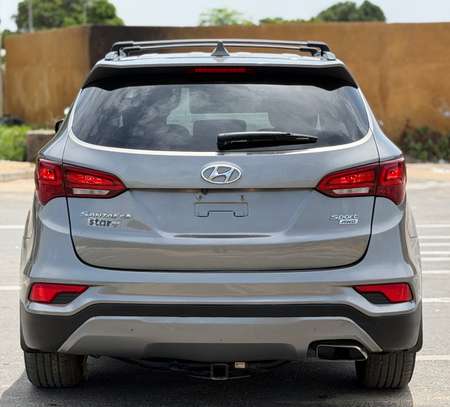 HYUNDAI SANTAFEE 2017 image 6
