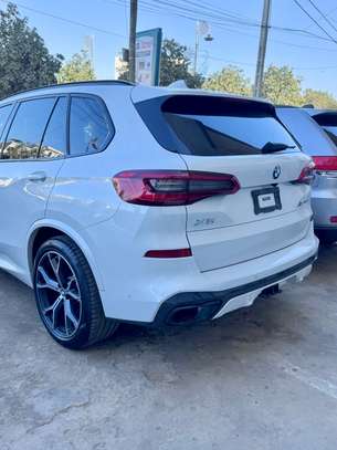 BMW X5 image 12
