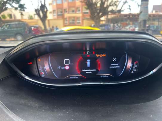 PEUGEOT 5008 2020 image 10