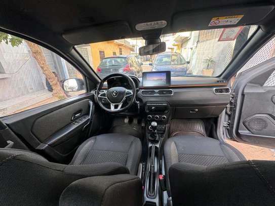 Renault Duster Oroch Gris Métallisé Double Cabine image 7