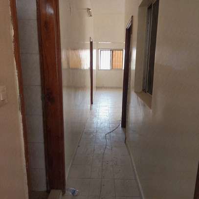 VILLA F5 A LOUER HANN MARISTES image 4
