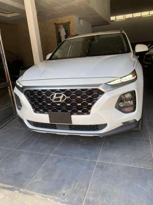 Hyundai Santa Fe 2019 image 2