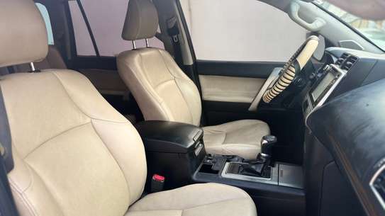 Toyota prado vx image 3