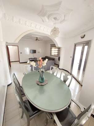 🏡 Appartements meublés vue mer–  Cité Poste Djily Mbaye image 4