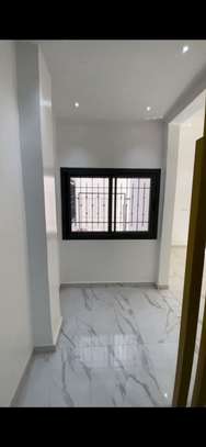 Appartement à vendre à la Cité Mackiyou Faye image 7