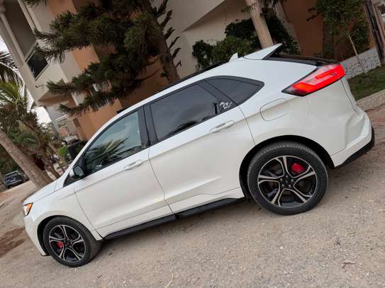 FORD EDGE ST image 5