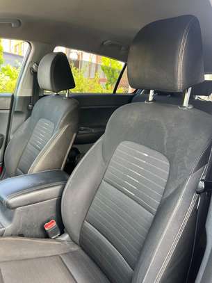 Kia sportage 2018 image 2