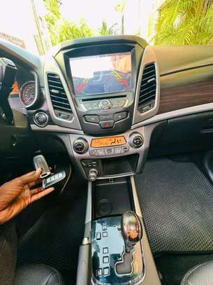 Sangyong Korando C 2016 image 13