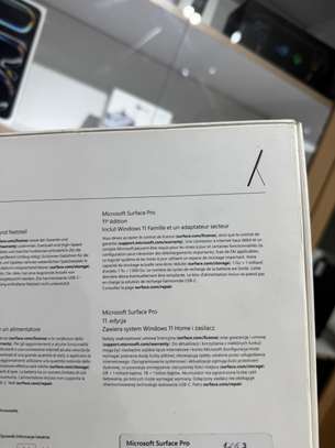 Surface Pro 11 - Snapdragon X Plus | 16GB RAM | 512 image 3