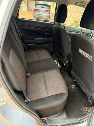 Mitsubishi outlandre image 4