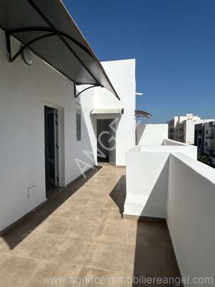 Ref_6198_GL Villa de 214 m² à vendre à la cité Horizon image 5
